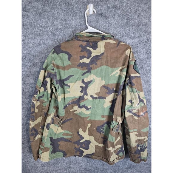 Vintage US Army Jacket Mens Medium Short Woodland Camo Military Coat 80s 90s - Picture 3 of 7